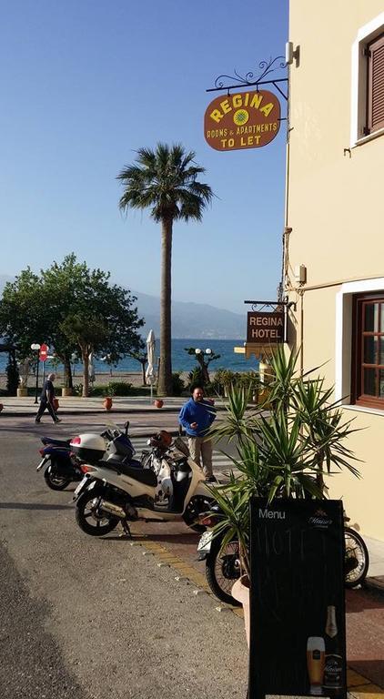 Regina Hotel Nafpaktos Exterior foto