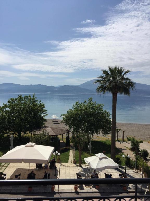 Regina Hotel Nafpaktos Exterior foto