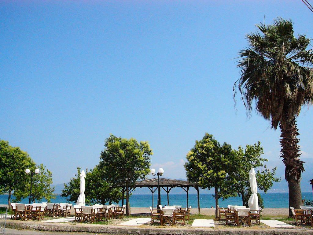 Regina Hotel Nafpaktos Habitación foto